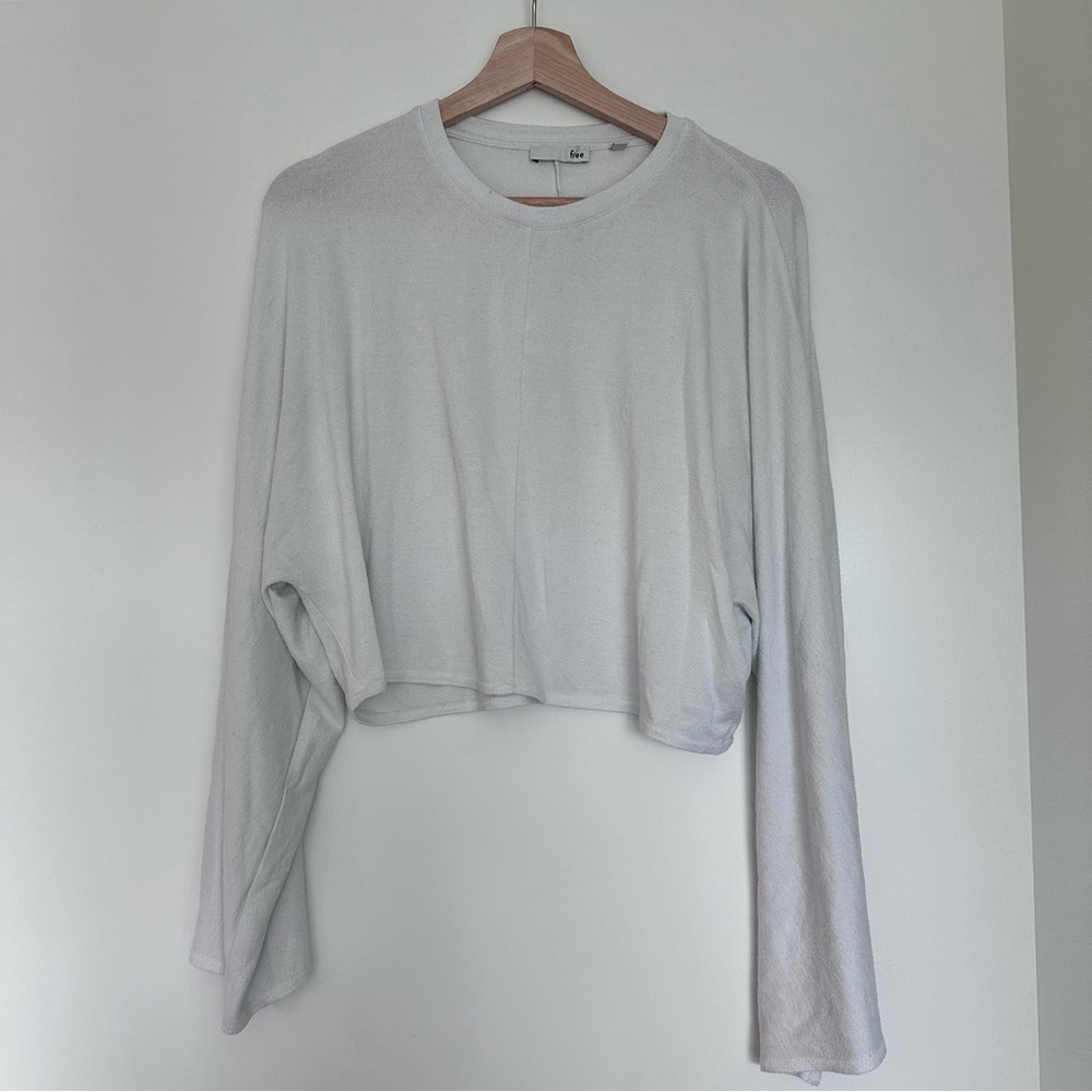 Aritzia Wilfred Long Sleeve Crop
